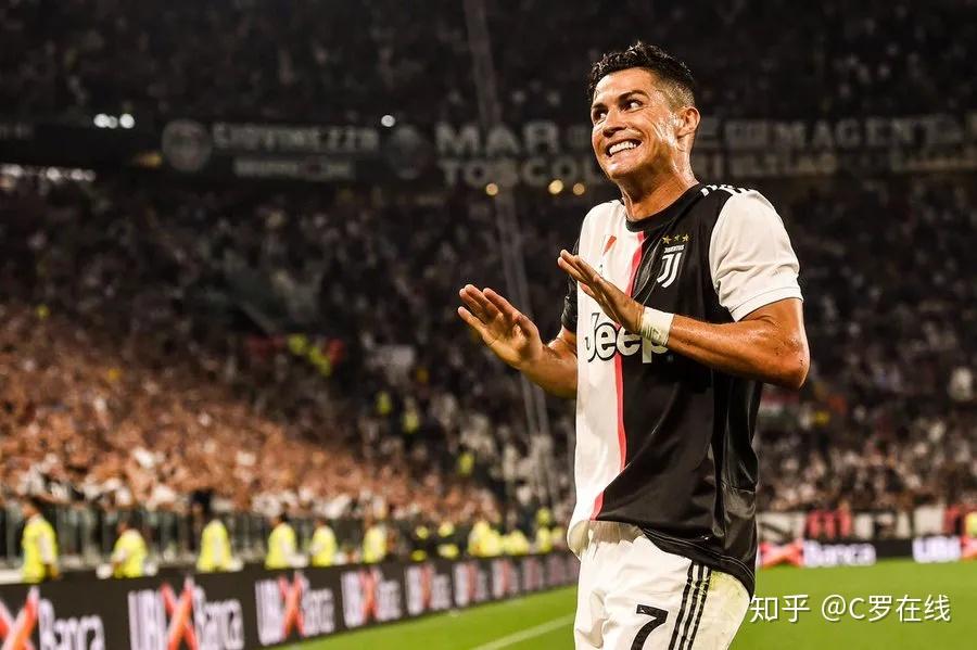 心情大好c罗晒最新平头发型出战巴萨迎来新的转机