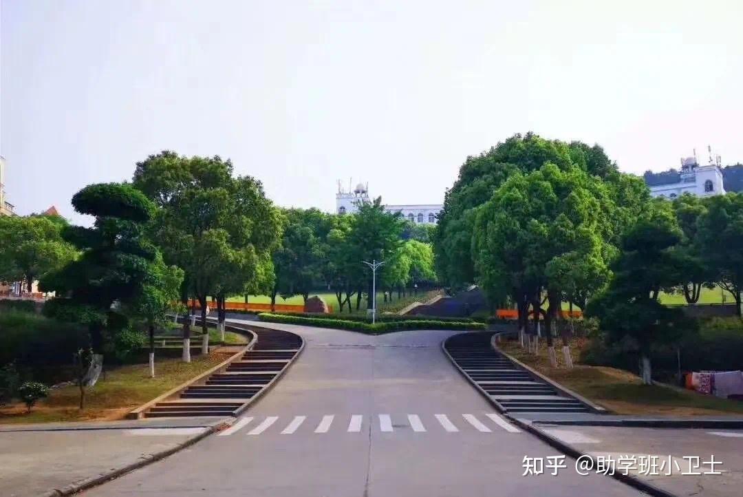 湖北商贸学院咸宁分校图片