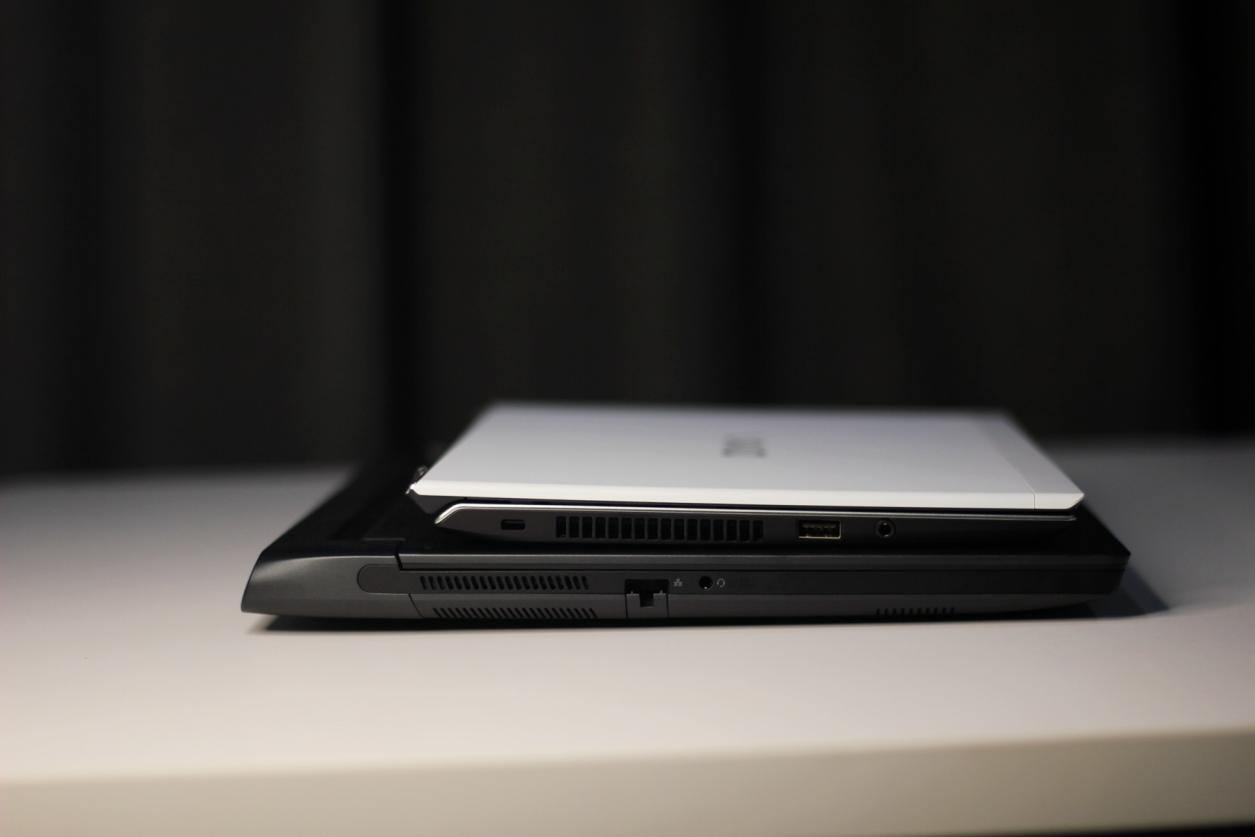 不到1kg,依然范特西 - vaio sx12 2022笔记本电脑