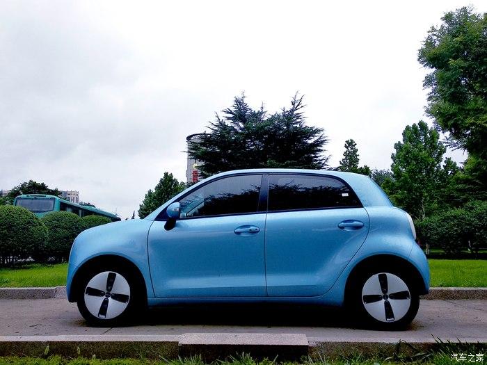 城市的绿色代言人欧拉r1新能源越来越时尚