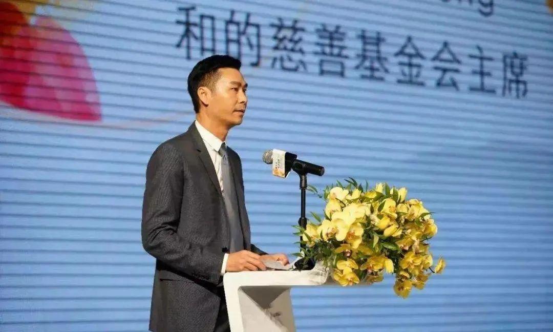 美的太子何剑锋拟接盘300亿家具龙头揭秘投资版图