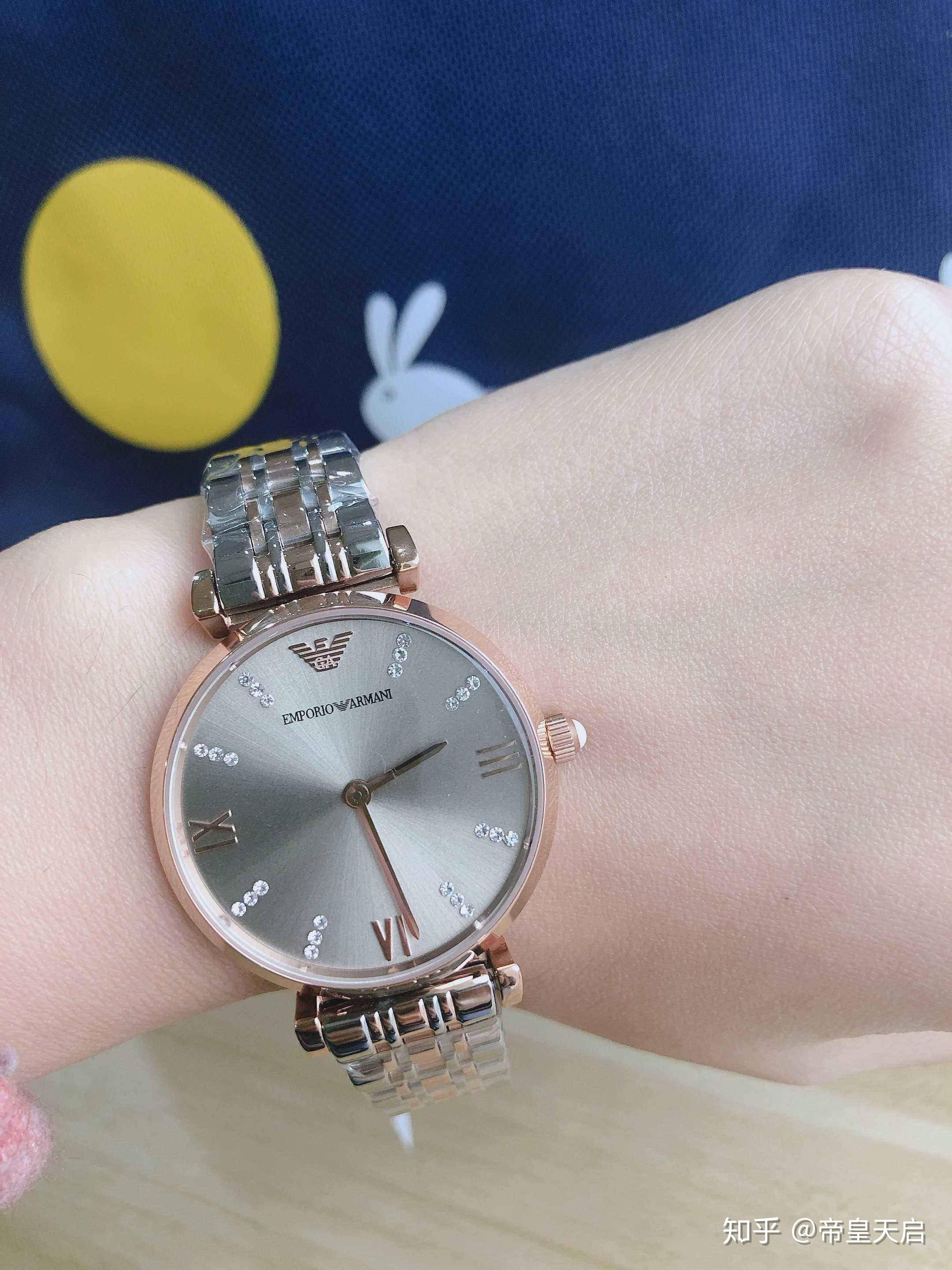 气质爆表的阿玛尼ar1840镶钻手表