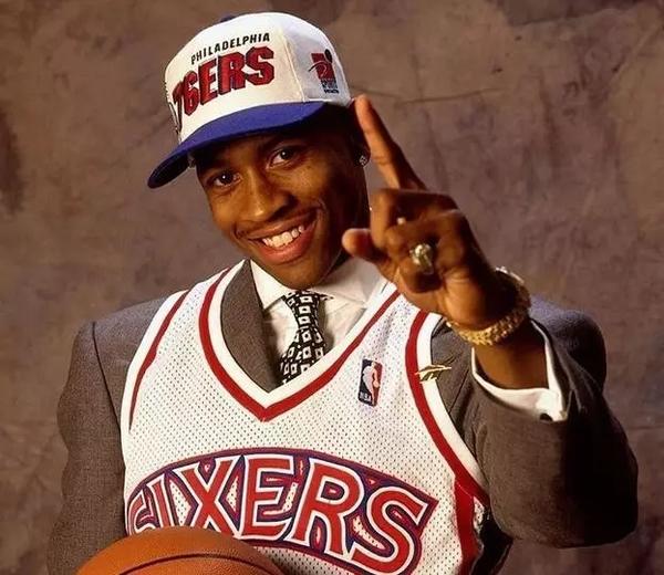 没经历过那个时代,根本不能知道艾弗森tmd有多强悍!