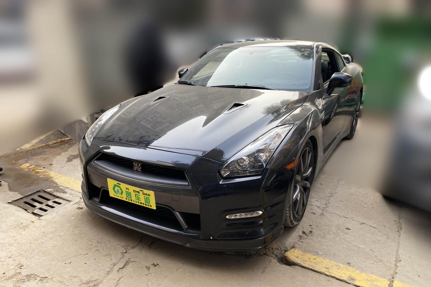 急售个人标签车源 真的 60万的战神gtr带你见证天上掉落的铁饼 知乎