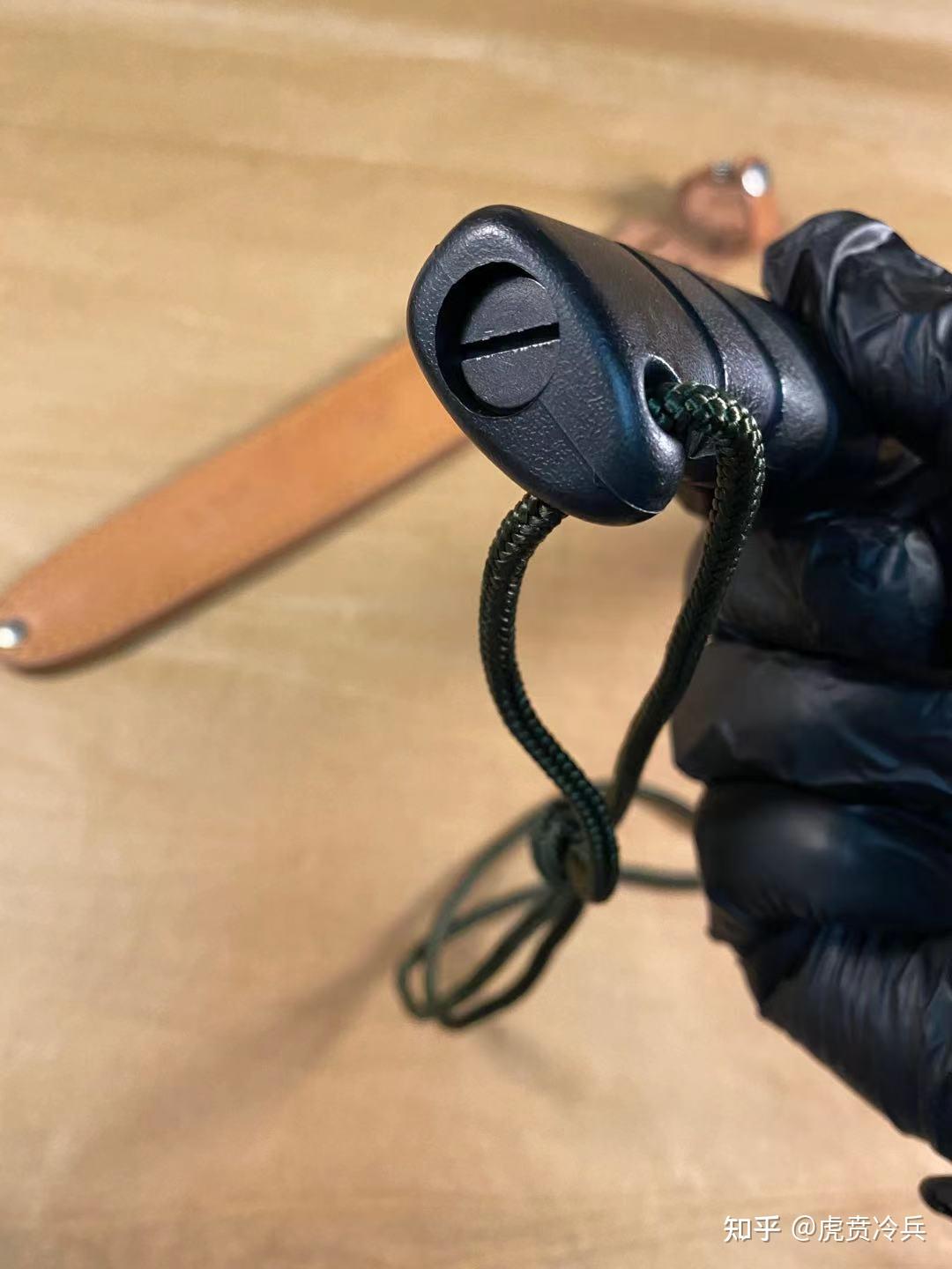 99飞行员生存刀 - 知乎