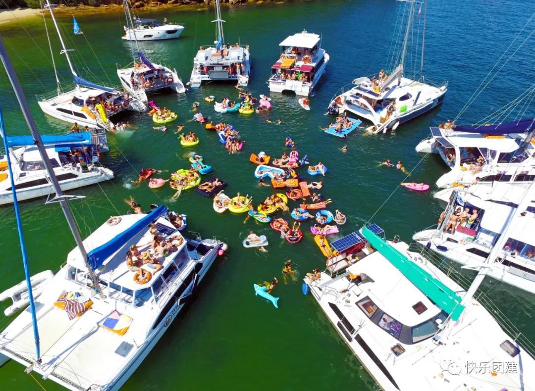 100人的游艇团建是怎样的体验