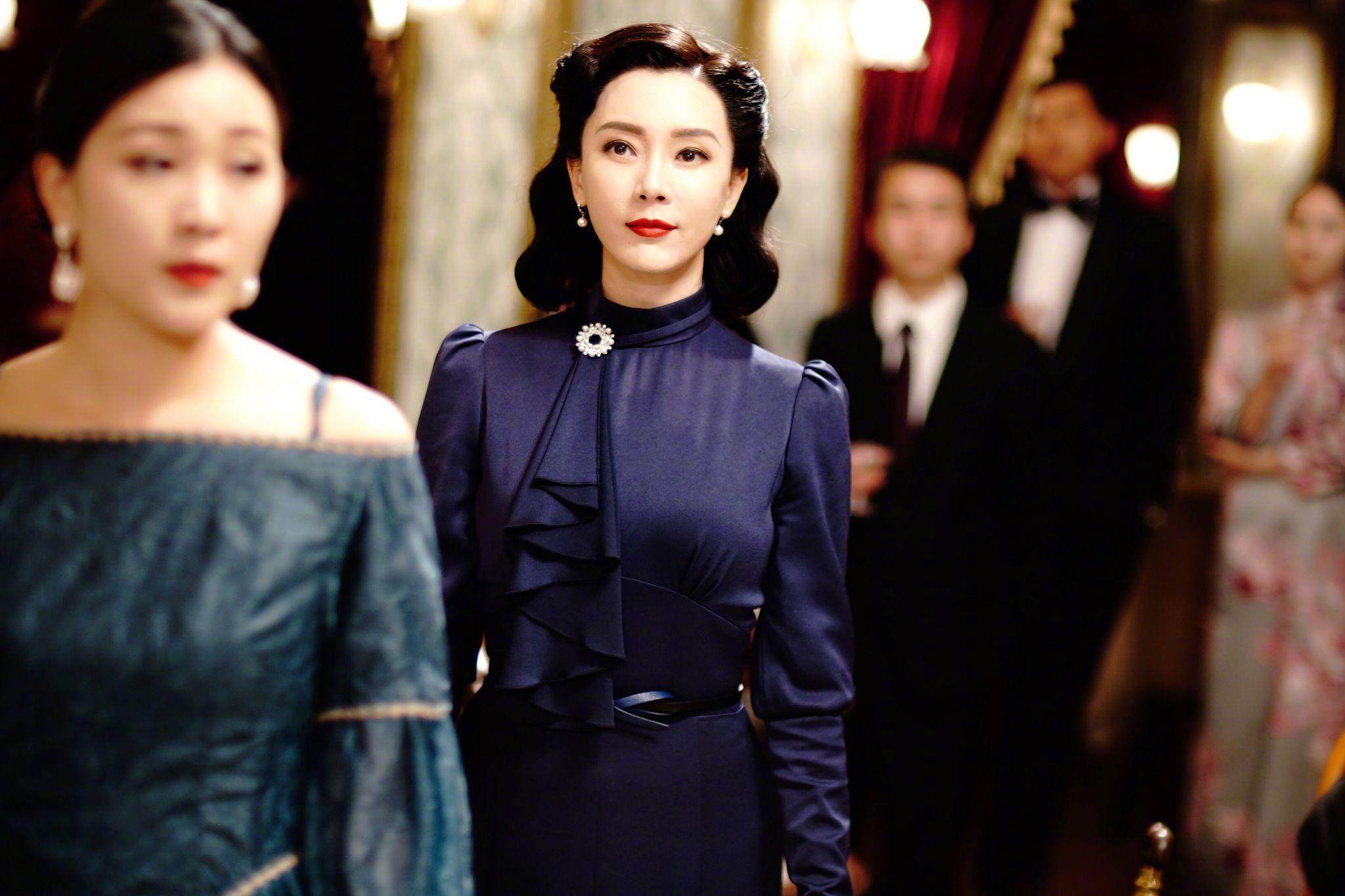 如何评价《和平饭店》陈数饰演的陈佳影?