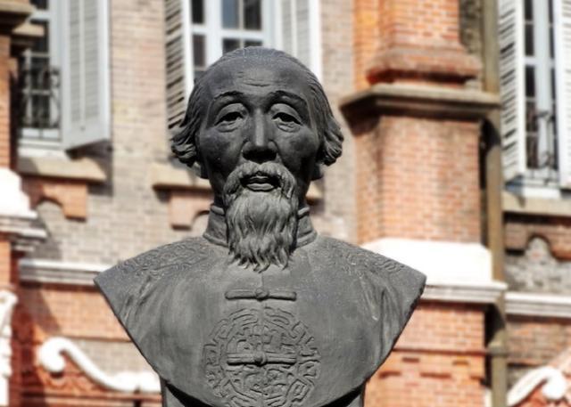 95岁的"呼号抗日老青年",复旦大学创始人马相伯,逝世80周年