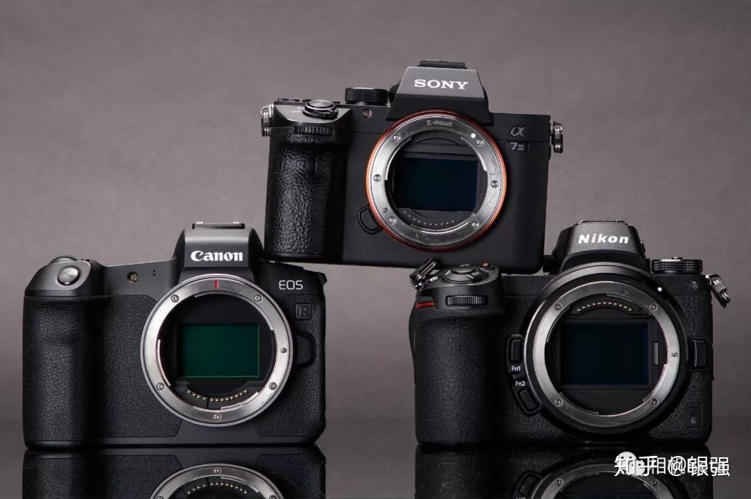 索尼a7iii佳能eosr尼康z6z7到底买哪个