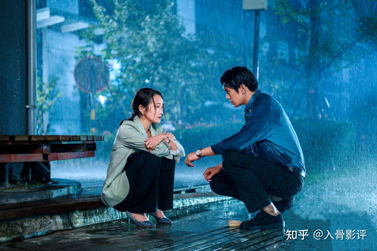 电视剧《我爱你》主要讲述了三对恋人从大学期间一直到毕业后的感情.