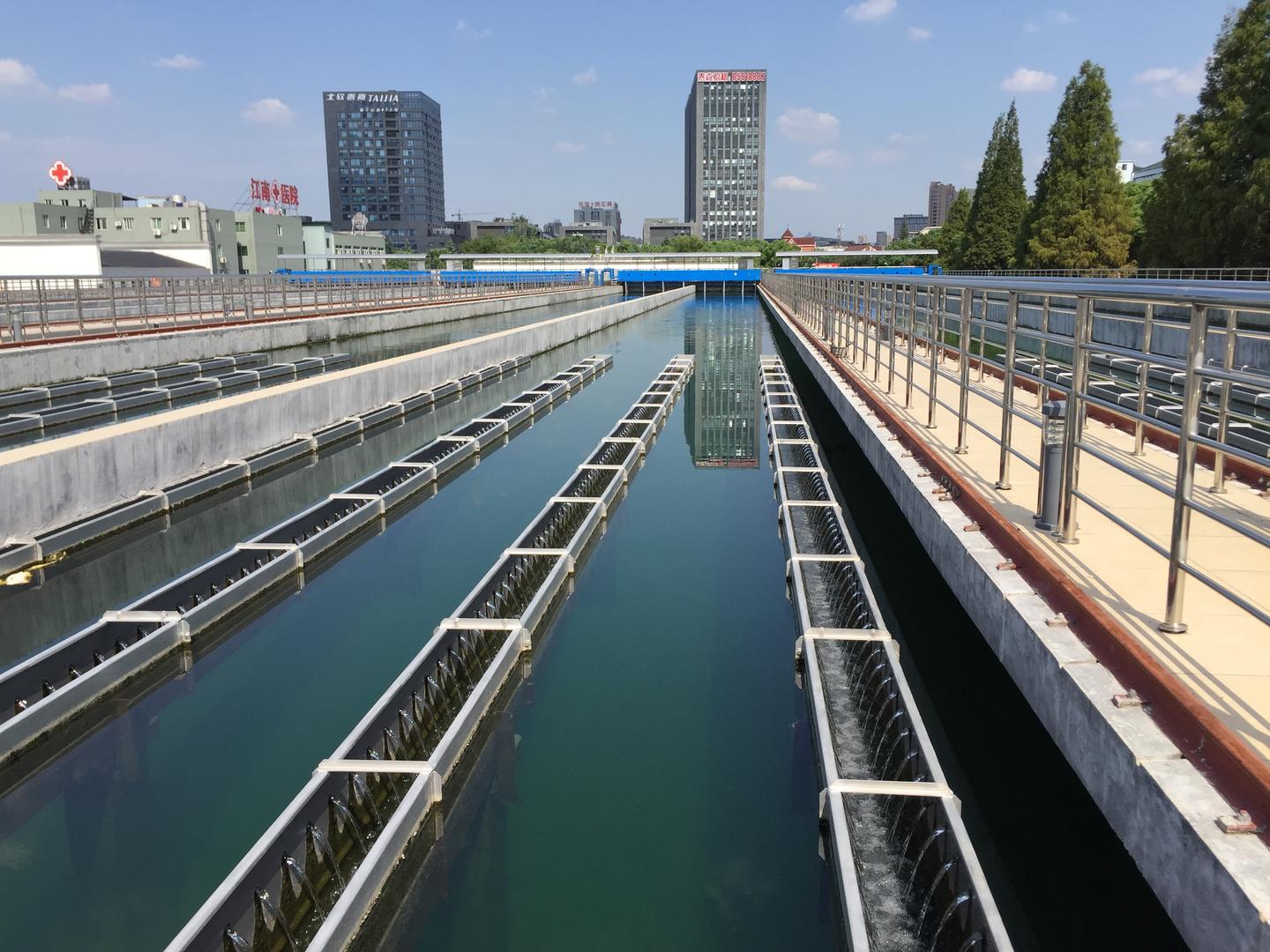 跟阿里巴巴等一大批杭州企业同时被表彰是一种怎样的体验