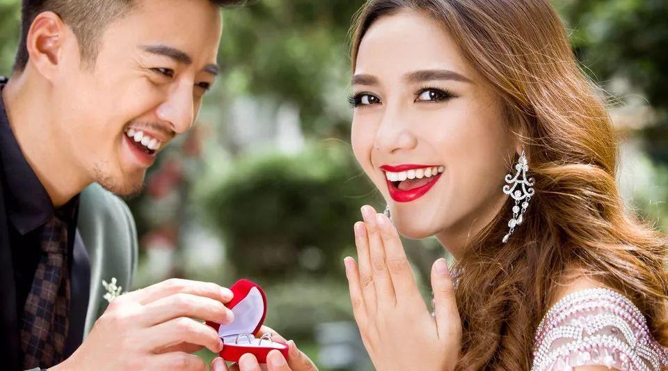 女生分手后怎么挽回前任?