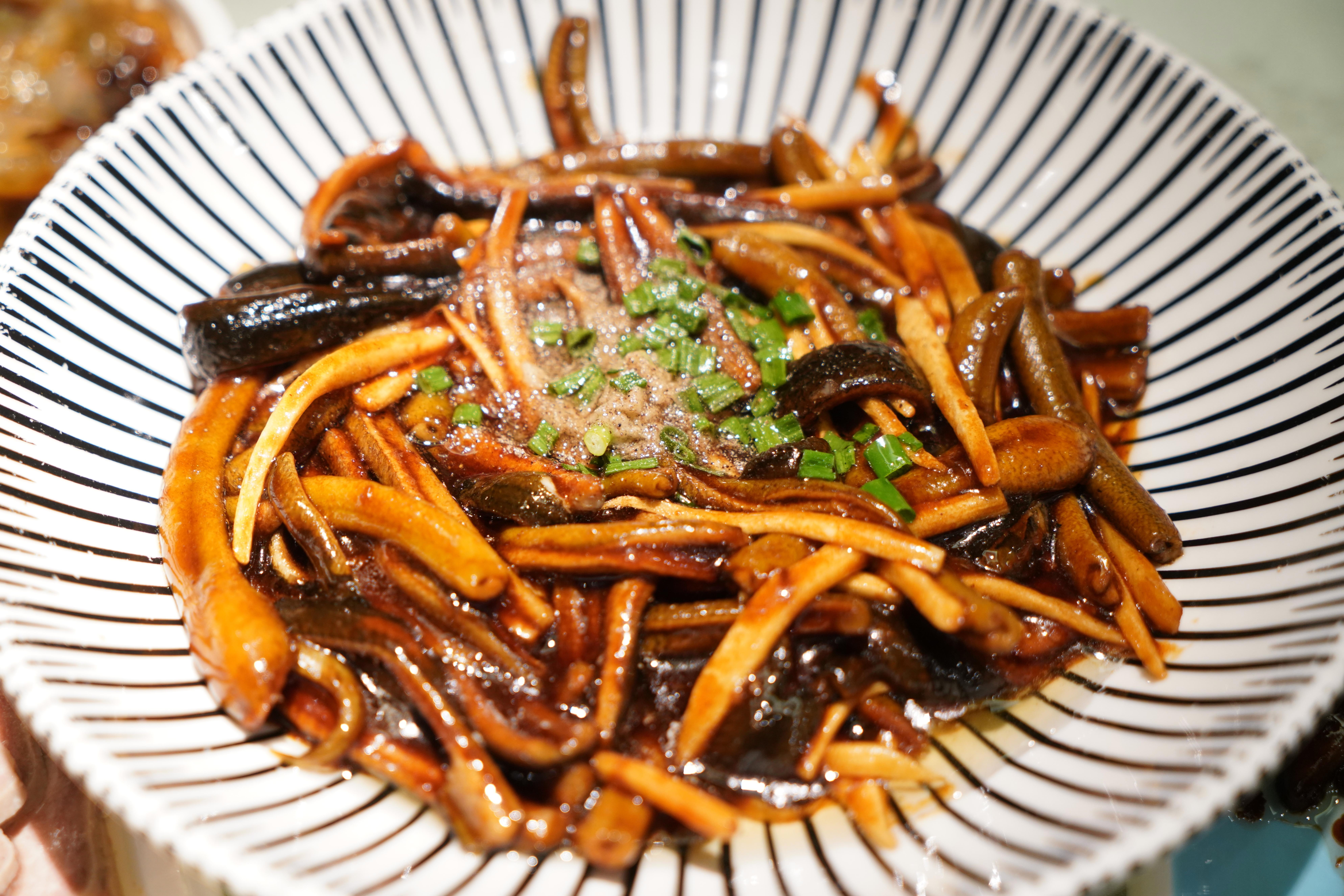 响油鳝糊:这道菜在江南一带很有名