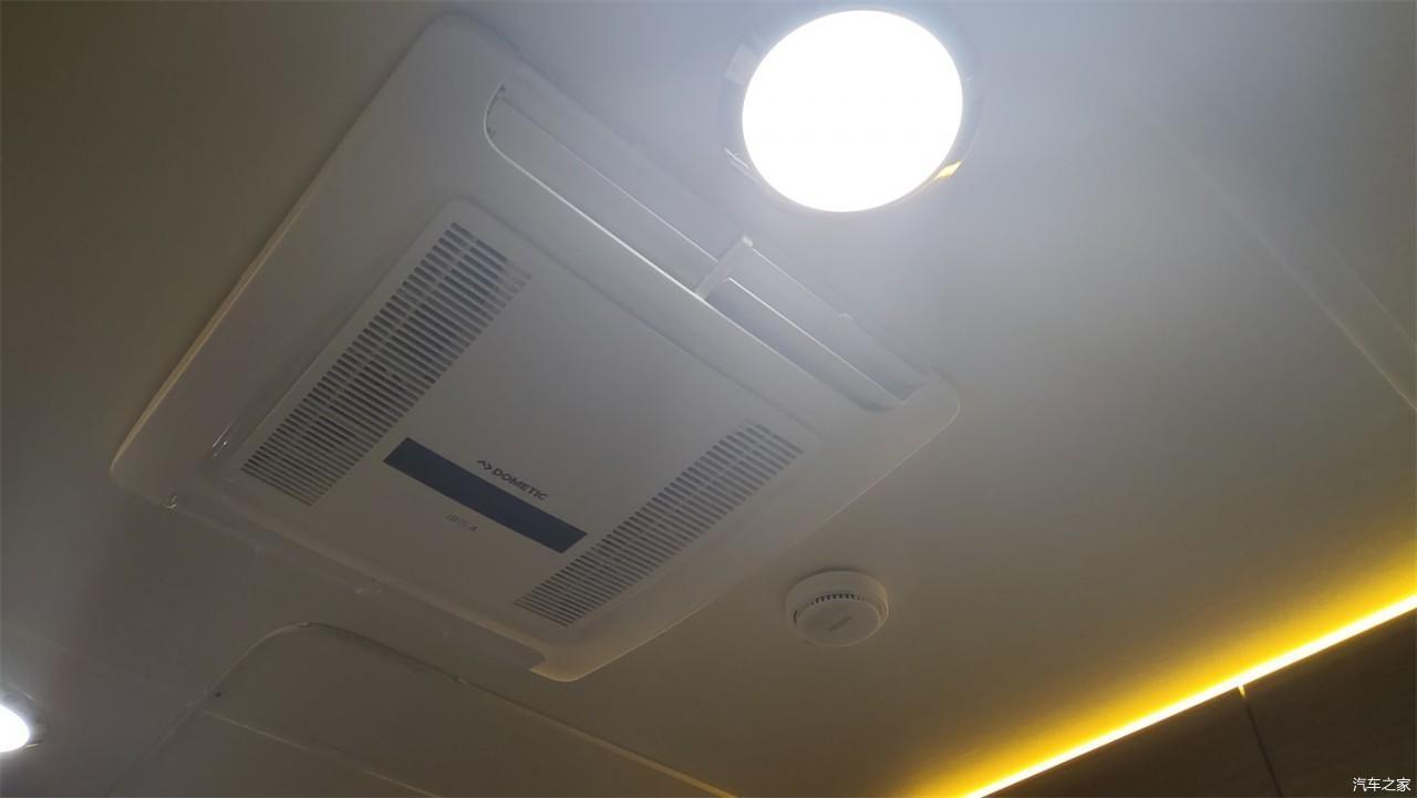 实拍依维柯房车限高800ah锂电670w太阳能网友太划算了