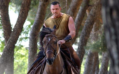 凯撒与埃及艳后的缠绵,波罗的放纵,就连饰演小屋大维的演员也是持枪荷