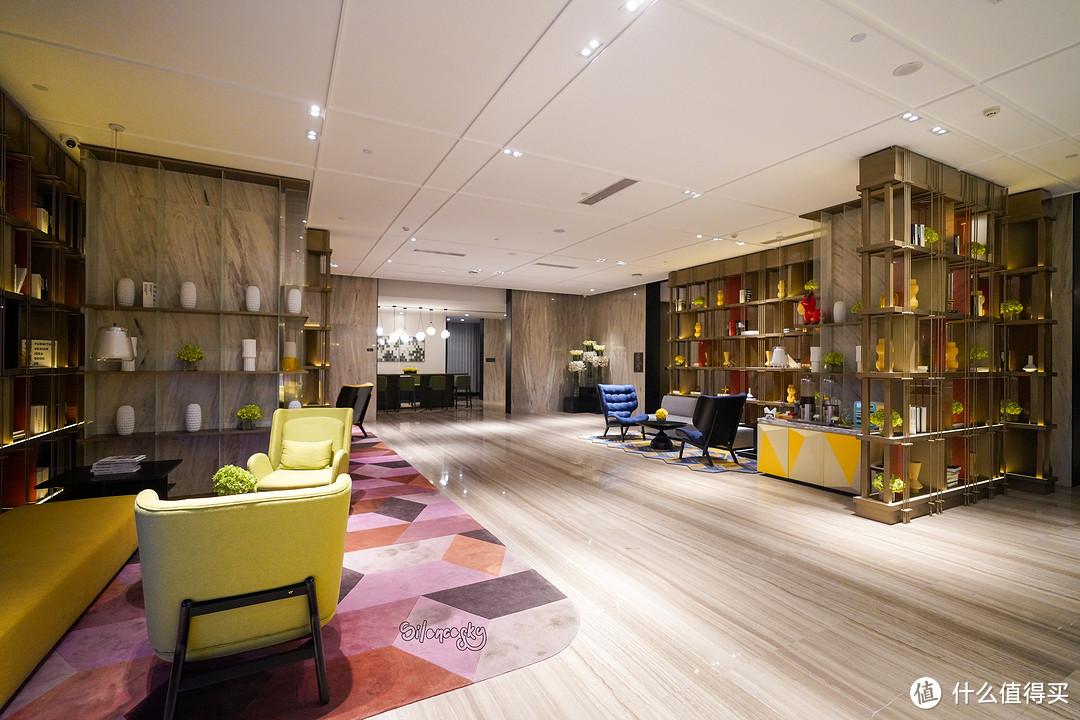 潮州财富中心希尔顿欢朋酒店