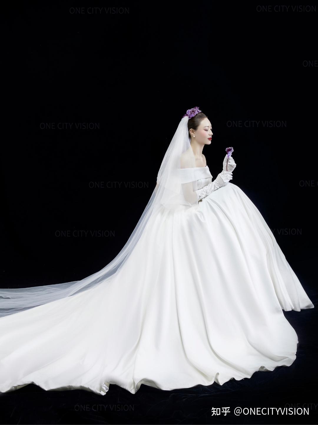 我承认这组极简高定韩式婚纱照让我心动了