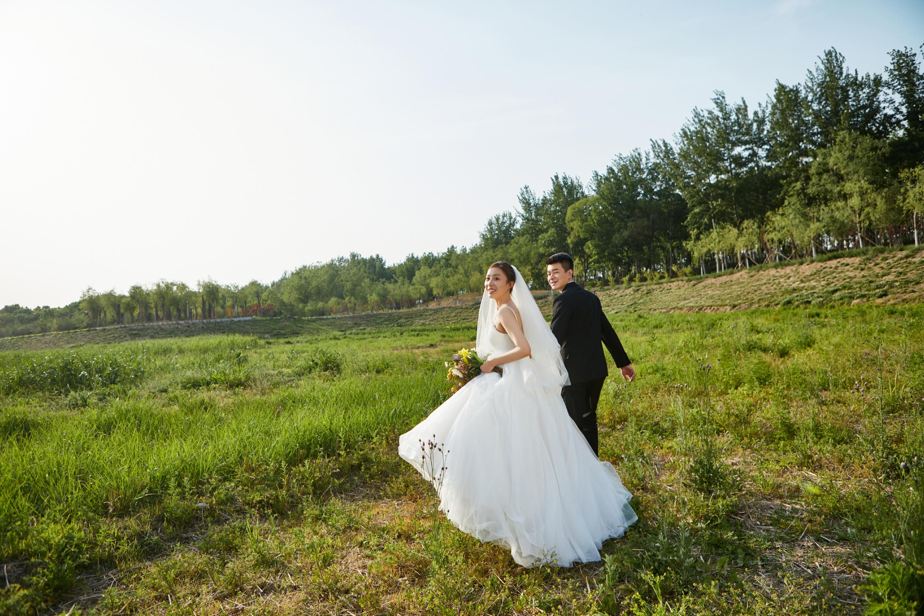 夏日限定温榆河森系电影感婚纱照