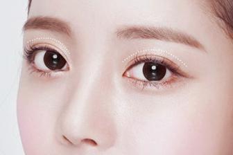 如何变成双眼皮不做手术 v2-297fed988413319021858db0a31f82f1_1440w.jpg?source=172ae18b