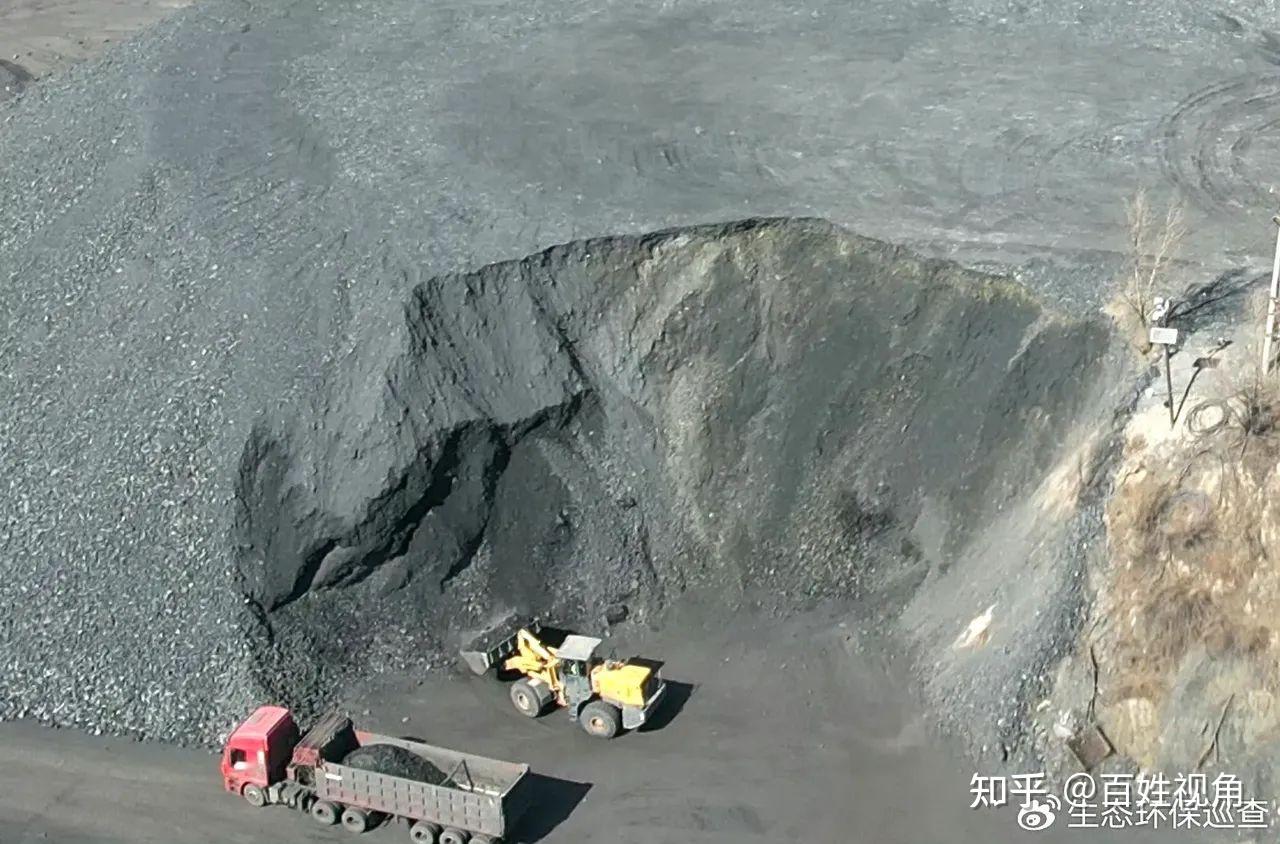 朔州平鲁区一煤场露天堆放煤炭 扬尘污染严重 - 知乎