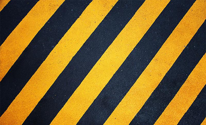 汇胜化工的立体标志反光漆涂装之后漆膜光滑完整,在墙面上的附着力好