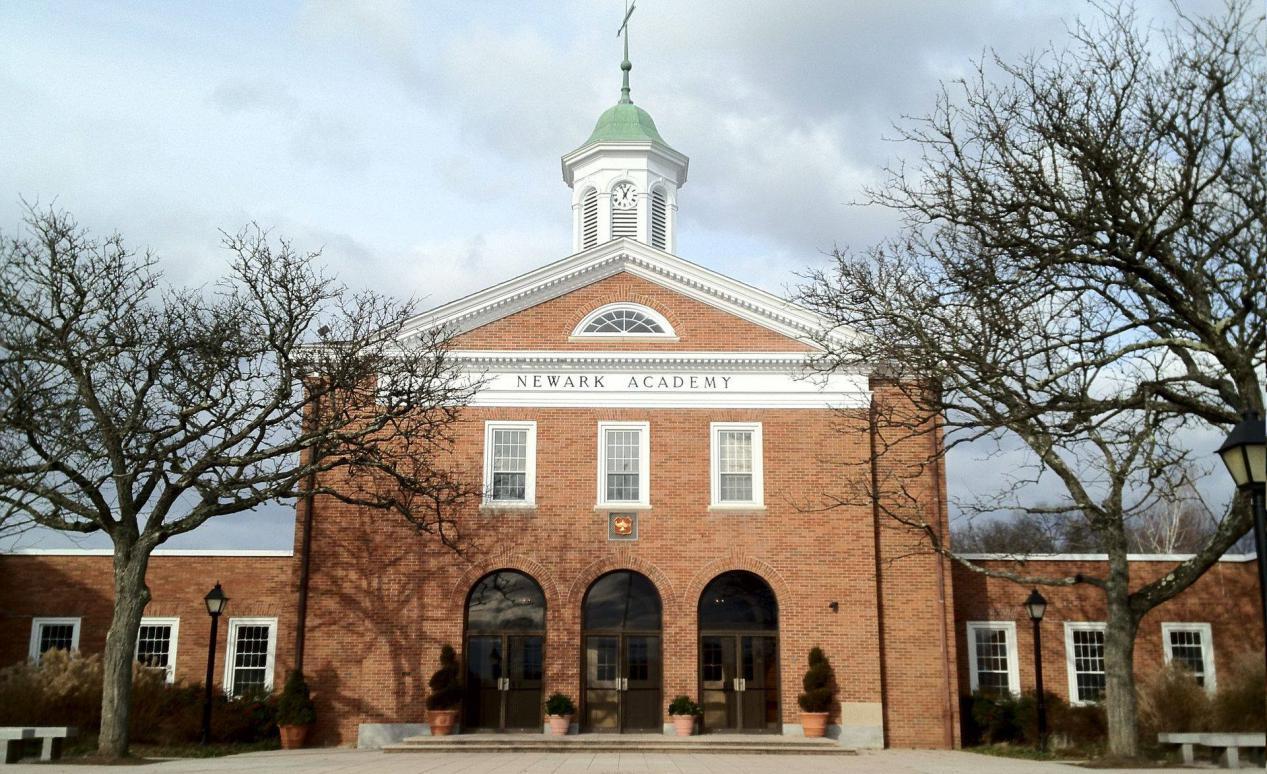 最佳私立高中排名:#37/4260学年费用:$43435/年(niche所列)纽瓦克学院