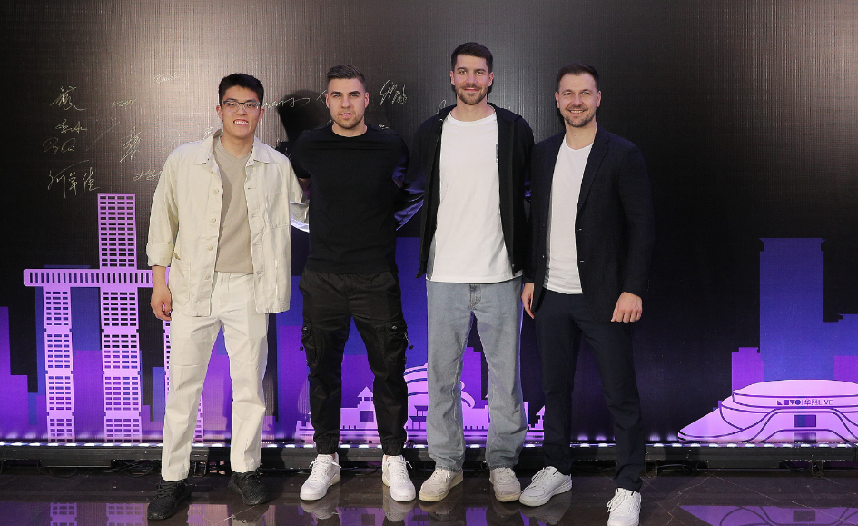 wtt重庆冠军赛:球员合影出炉,王楚钦王曼昱c位,张安美到认不出