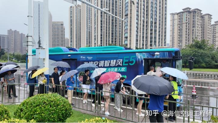 海信空调“清凉专列”驶入青岛国际啤酒节:“好空气”陪你清凉一夏!