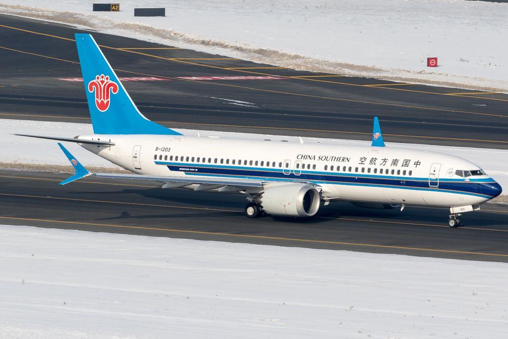 新疆公司的b777-200也将退役,接替772的为787-8(788一冬天没回来我很