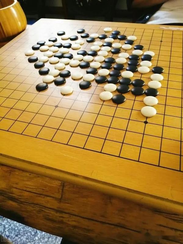 五子棋和围棋有什么不同？ - 知乎