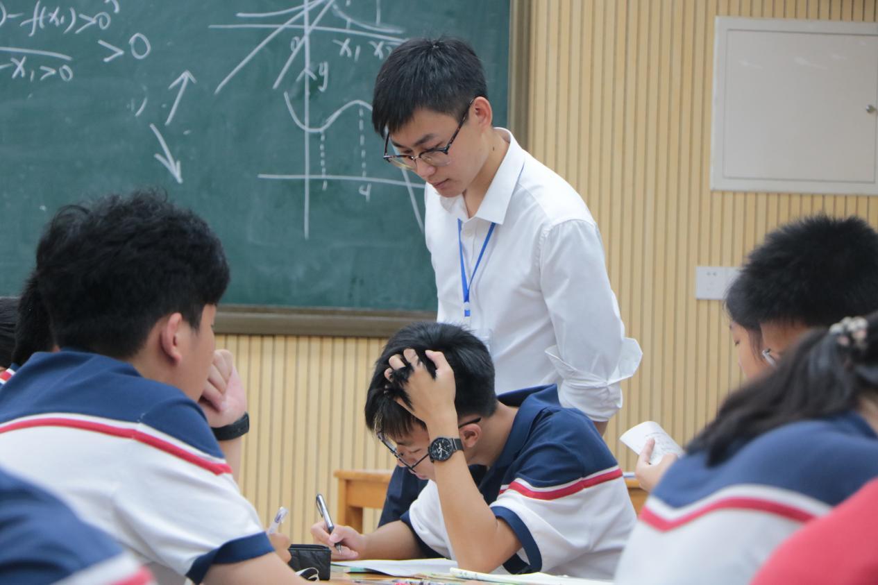 台山碧桂园学校构建师生成长大舞台教学相长师生共进