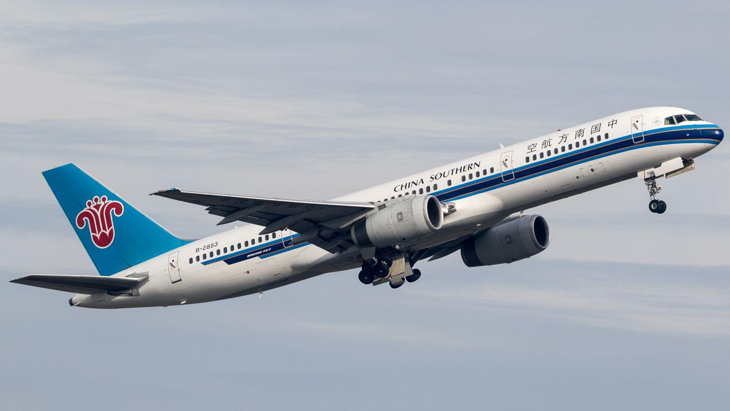 乌鲁木齐的南航757图片向