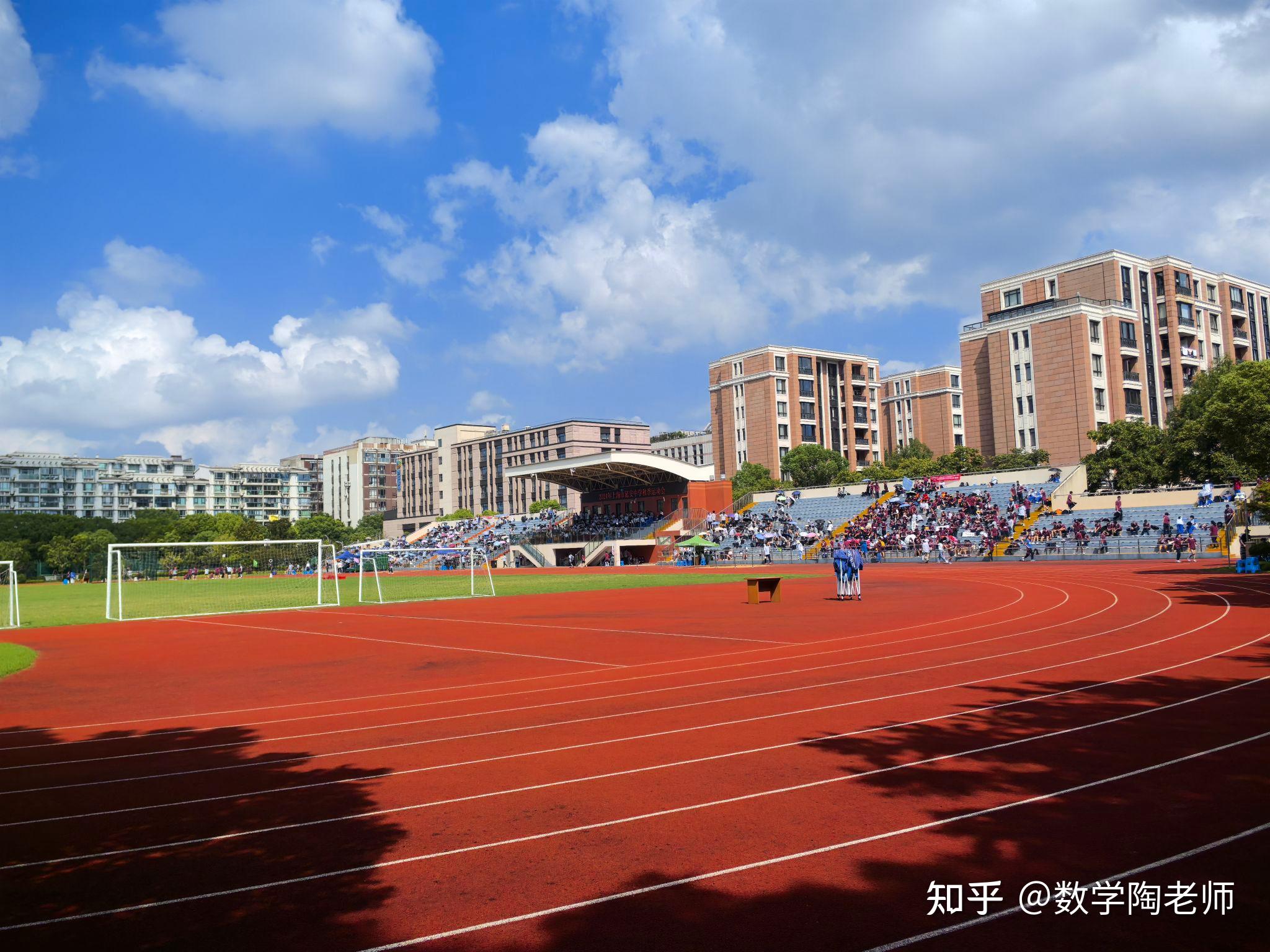 上海市延安高级中学图片