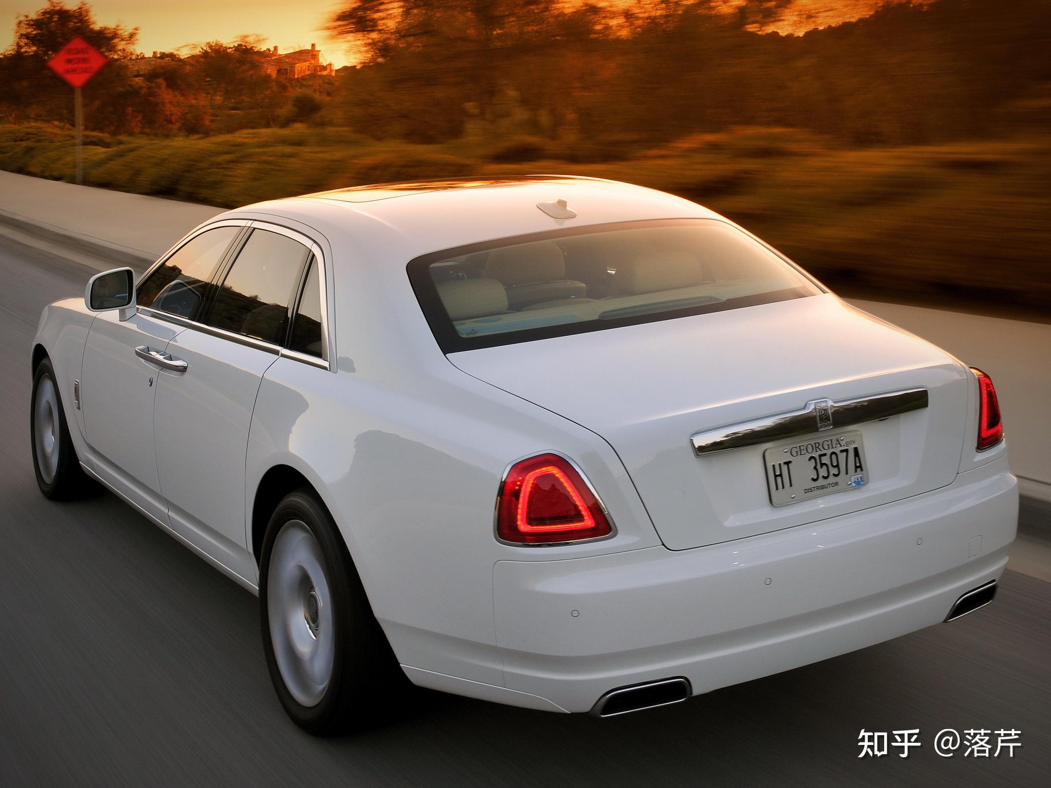 oh no — fritz has pinched the queens robes大事不妙——德国人