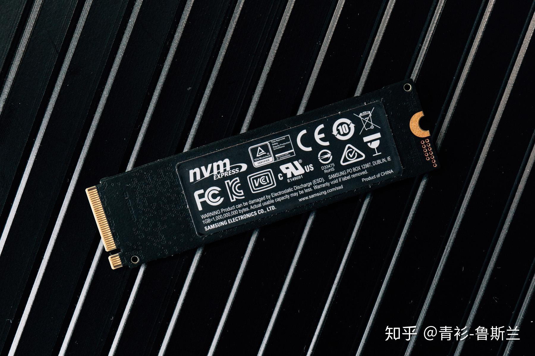 搭配使用更香三星970evoplusssd三星t7touch移动硬盘