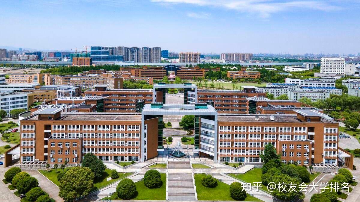 河北经贸大学北校区图片