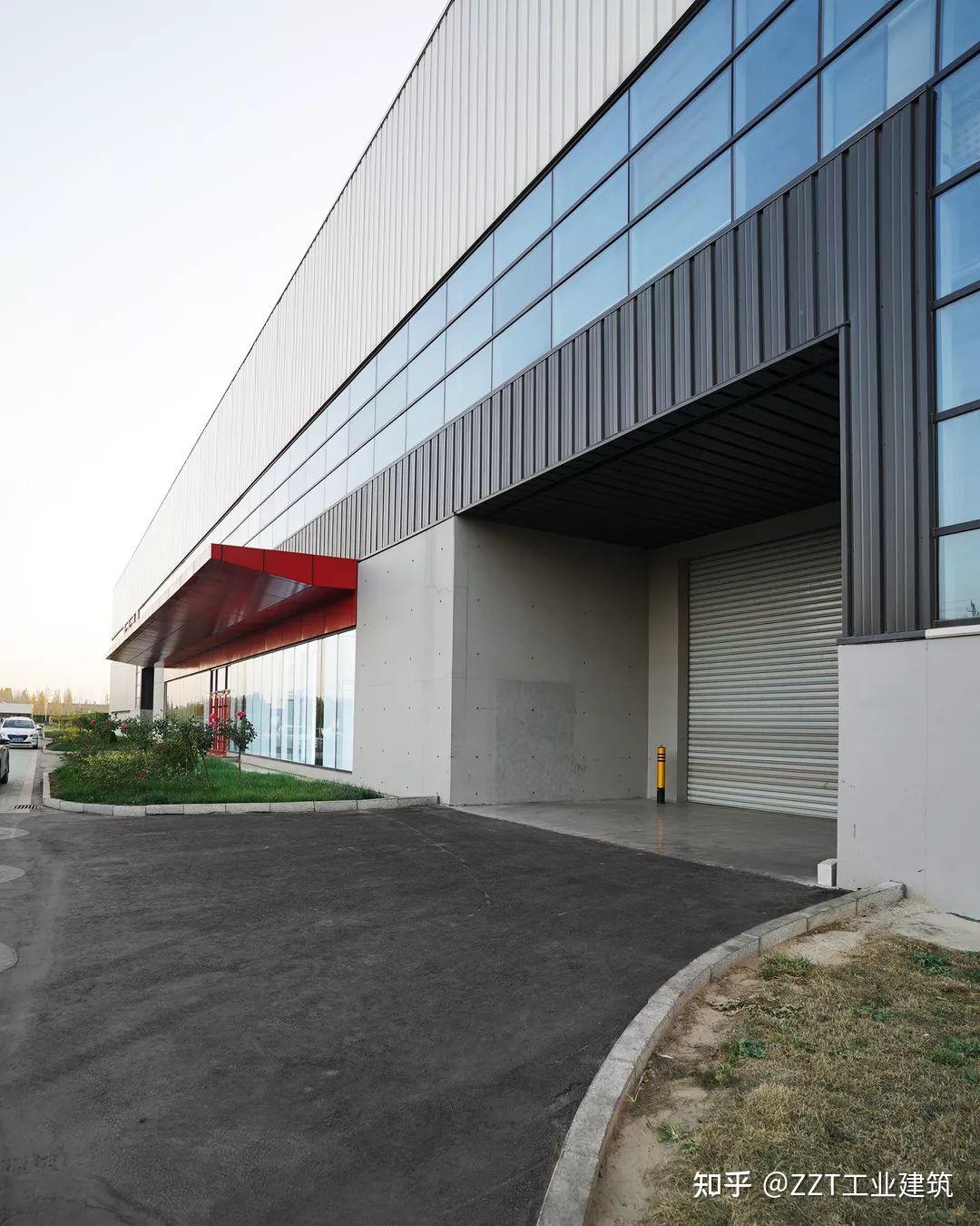 立面上的红色音符 | 恒工机械流体科技核心部件制造厂区