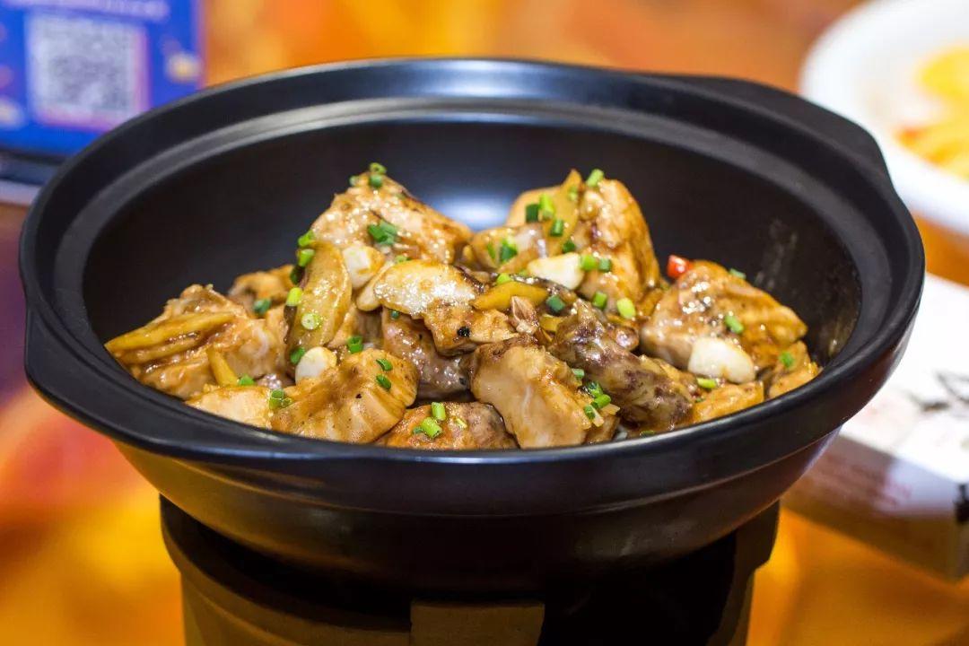 在线吃鱼——鲟龙鱼,是所有鱼类中营养价值最高的一种鱼类