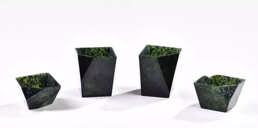 2018《华表奖》落幕,现场玉雕作品估值过乙-2018年中国华表奖最佳男演员奖