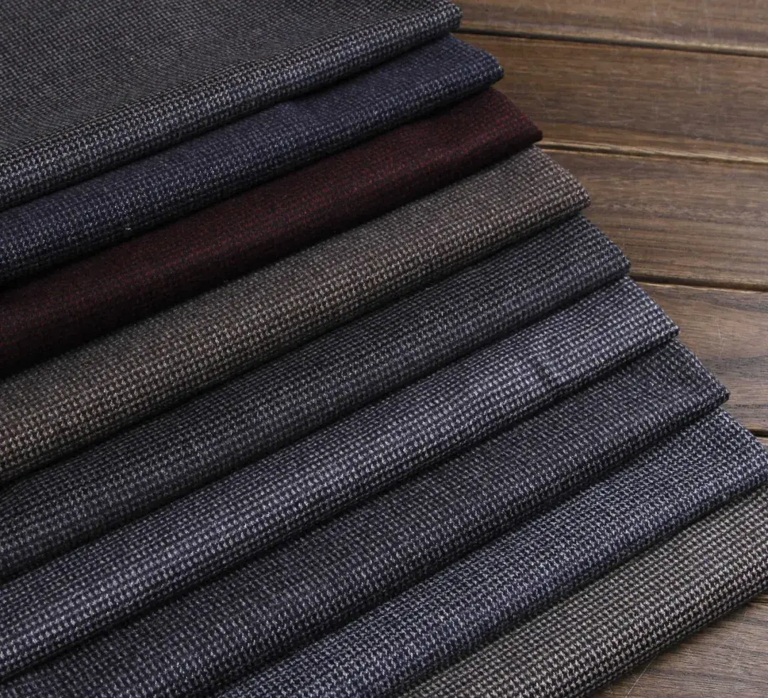 西装杂谈三十五种夏季西服定制常用面料让你的西服不在犯难