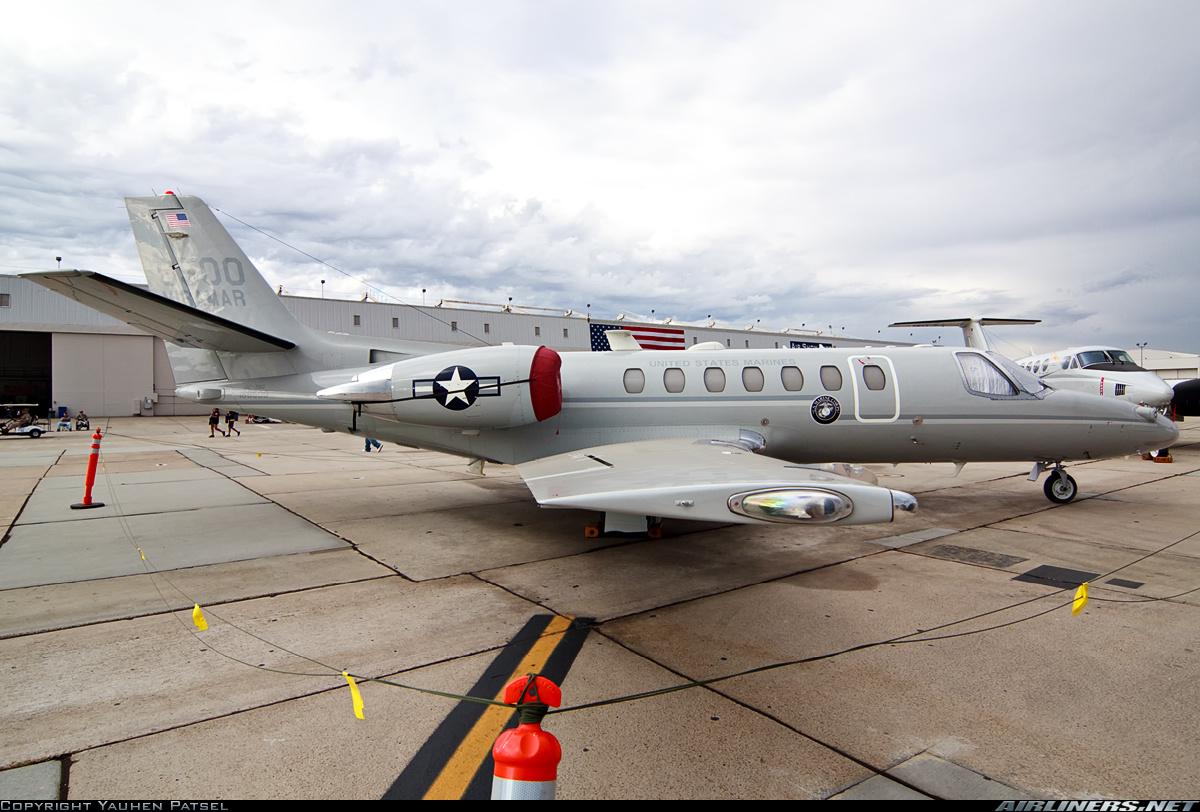 uc-35聯絡機原型機為塞斯納560公務機,分為a,b,c,d四個型號,a型主要