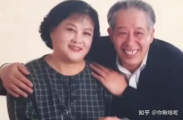 著名演员文兴宇:不听妻子的劝告戒烟,后半生让妻子黯然流泪 - 知乎