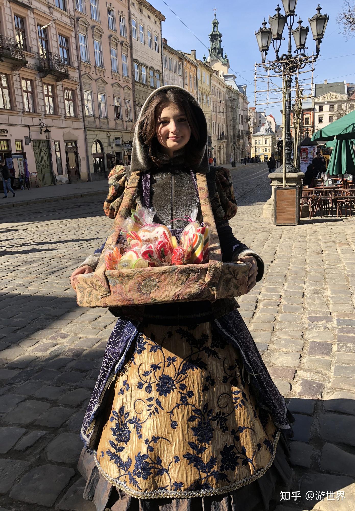 乌克兰女人街头图片