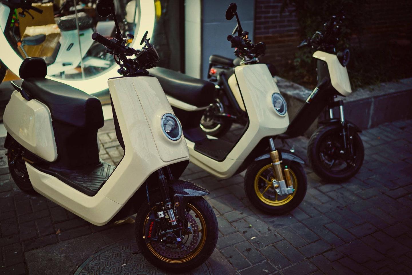 22 电动车 摩托车 选购指南1月更新 非新国标 锂电池vs铅酸电池 品牌推荐 避坑 知乎