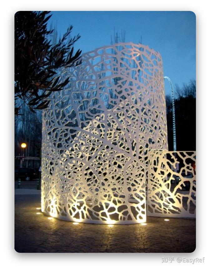 吸引点可以用来创建渐变,设计交互性或将非原始顺序引入建筑构图