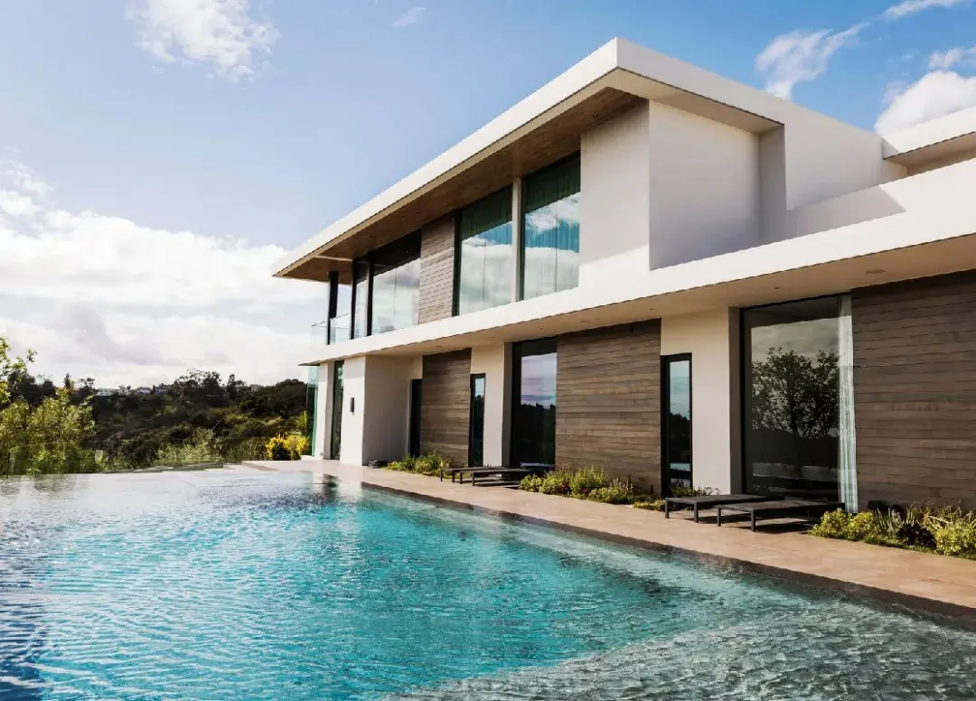 知名dj zedd公开上亿豪宅,还用乐高搭了一个夜店.