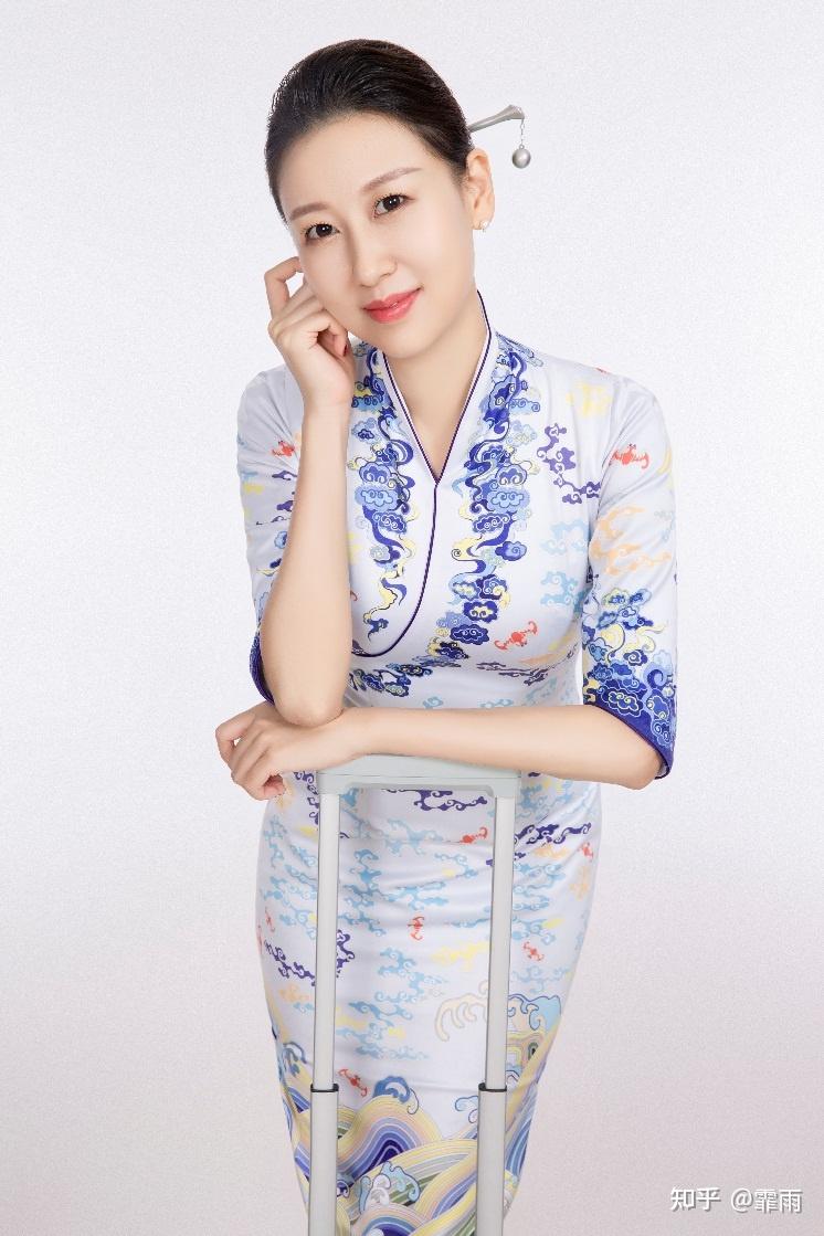 从民航乘务员到公务航空教员的成长故事