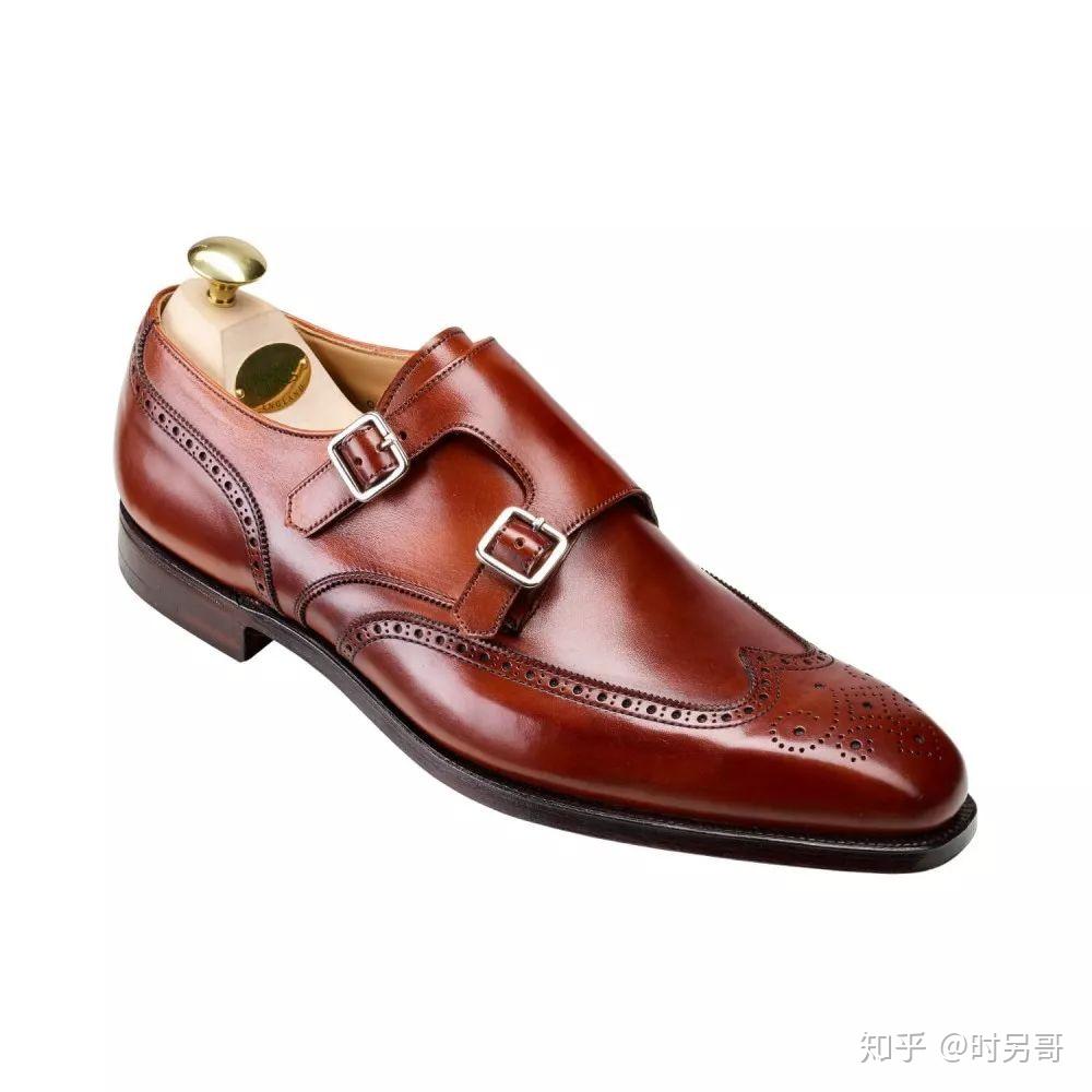 皮鞋怎么选购 v2-2cd078540dc7455e3642ad63abb044a1_r.jpg