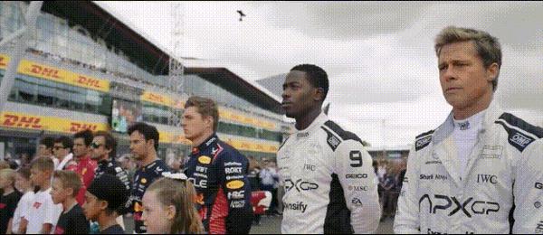 《F1:狂飙飞车》156分钟全程高能!F1实拍镜头颠覆赛车影史