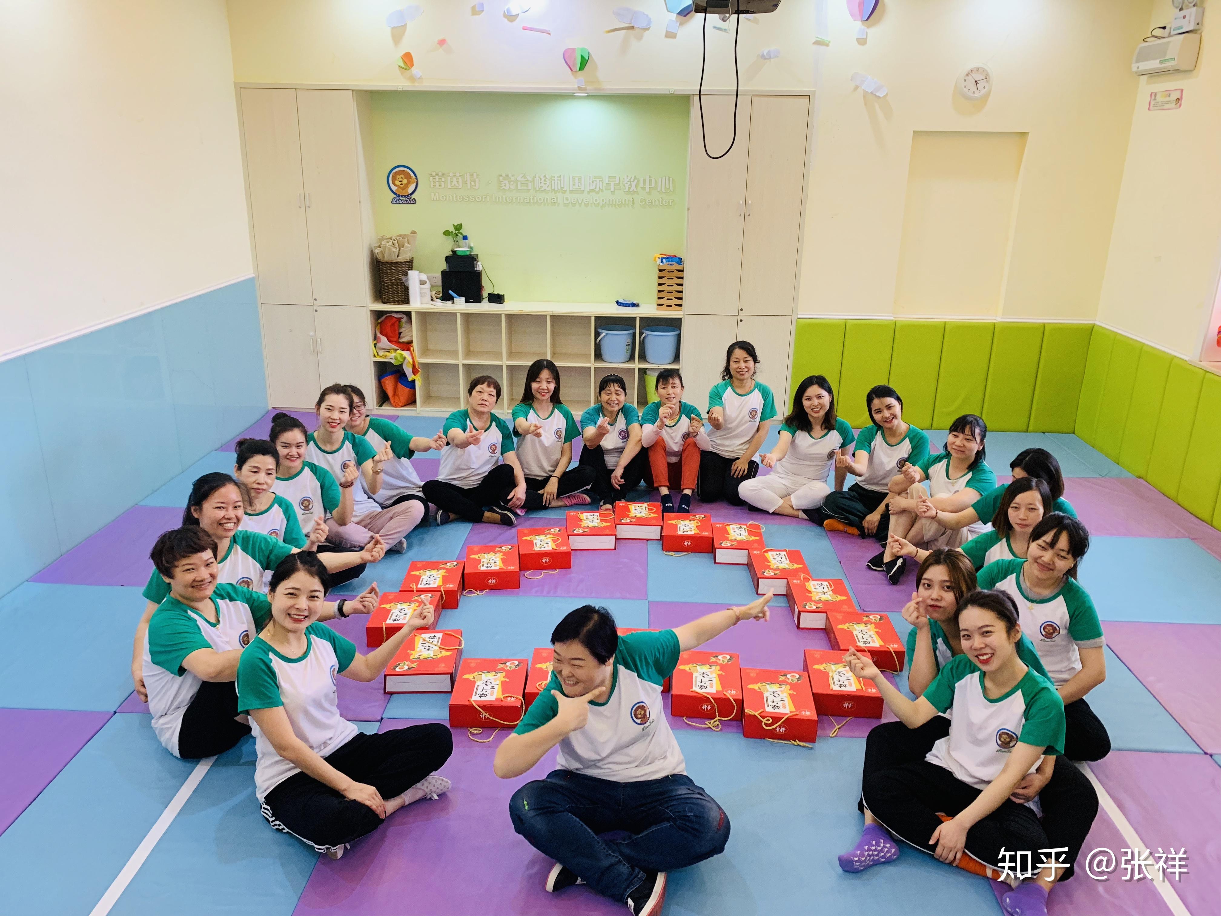 想开一家早教中心，要怎么开呢，选择幼儿早教加盟好吗？